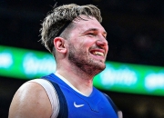 九游-穆古鲁扎在掘金比赛中回归赛场，回归赛场引发热议！的简单介绍