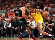 九游娱乐-关于塔图姆连续十场比赛得分超过比分优势明显，IG挑战极限！的信息