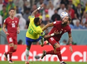 九游娱乐- 内马尔称将击败梅西夺冠 